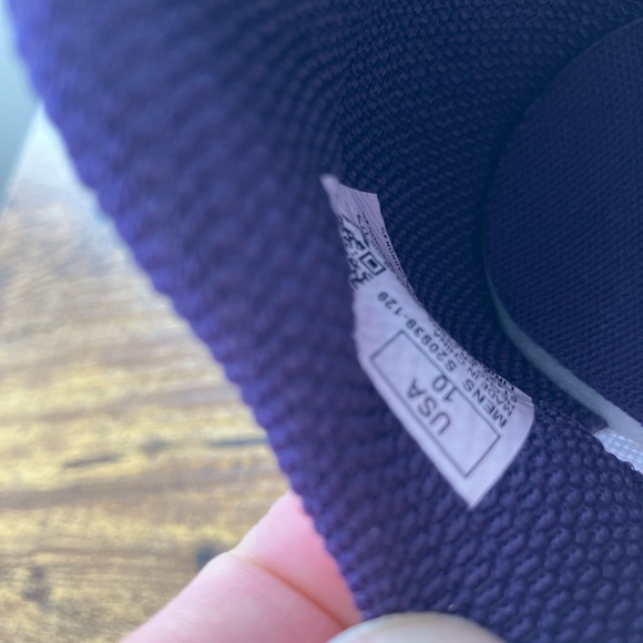 Saucony Endorphin Pro 4 - premium running and racing shoe (new with box) - Picture 5 of 5